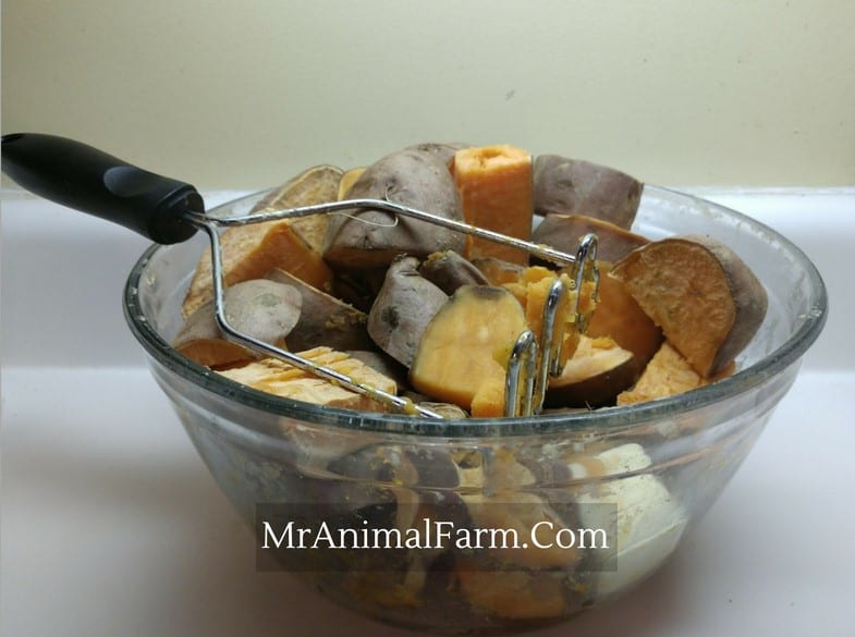 cooked Sweet Potatoes in a glass bowl